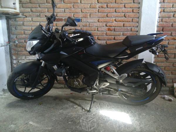 Pulsar 200 -15