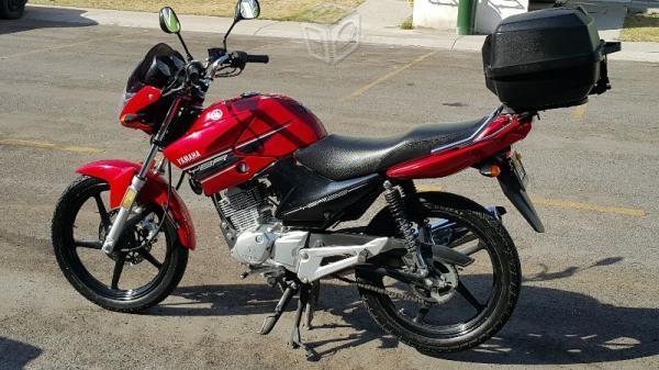 yamaha ybr ecxelente trato como nueva. -12