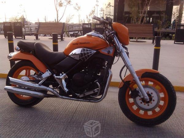 Motocicleta 250cc