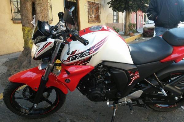 Preciosa Yamaha fZ 150 cc -16