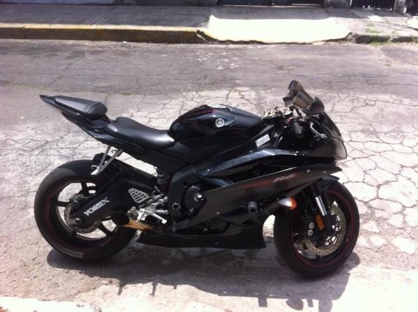 Yamaha r6r , a mi nombre,cambiaria -06