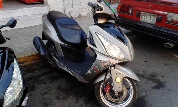 Motoneta ds 150 cc hacepto pantalla a cta2 -13