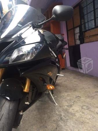 YAMAHA R6r -09