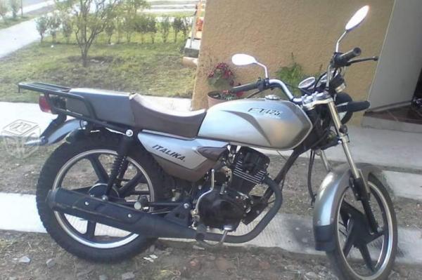 Italika 125cc clacica semi nueva -15