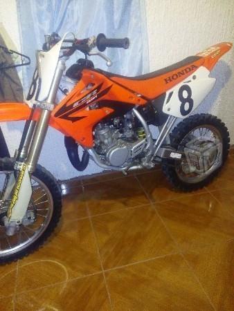 Motocross CR85 -06