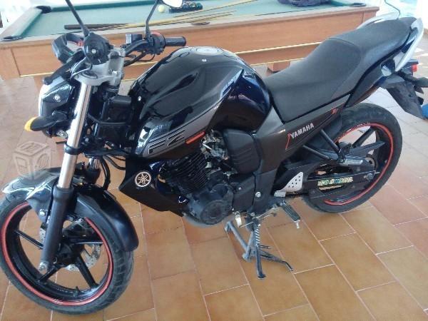 YAMAHA Fz super -14