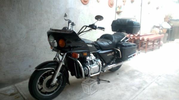 Moto honda gold wing 1200 -84