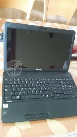 HERMOSA LAPTOP SEMINUEVA TOSHIBA SATÉLLITE !!!