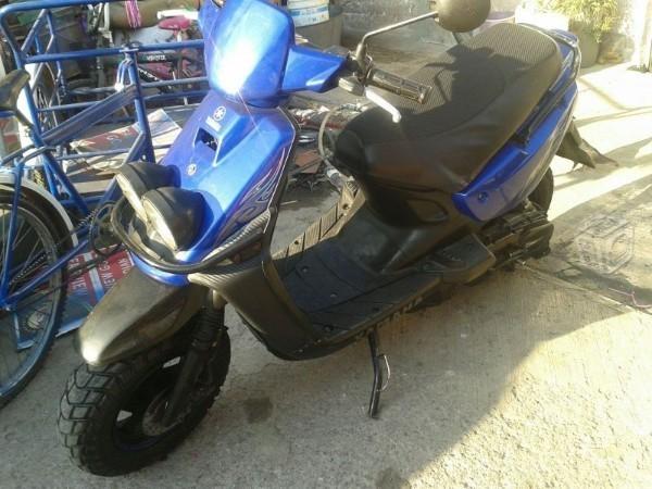 Bws yamaha en buen estado p/cambio -06