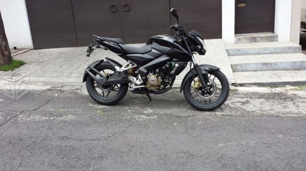 Moto bajaj pulsar 200ns -15