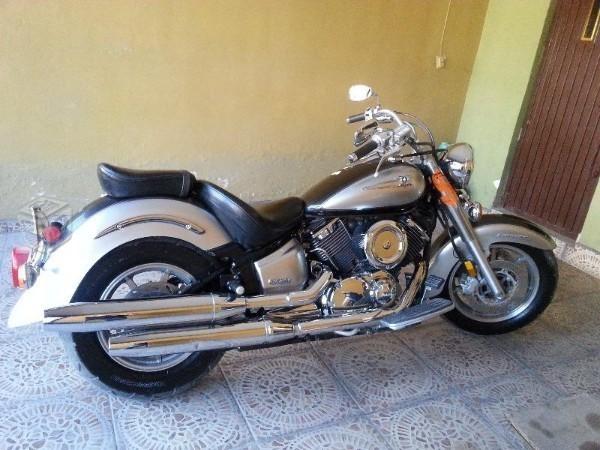 Excelente motocicleta yamaha