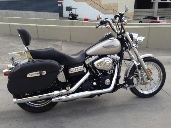 Harley Davidson Dyna Street Bob -08