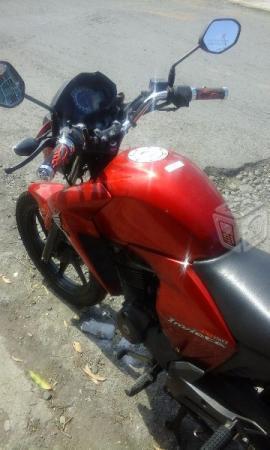 Moto Honda Invicta 150 Rojo fuego -13