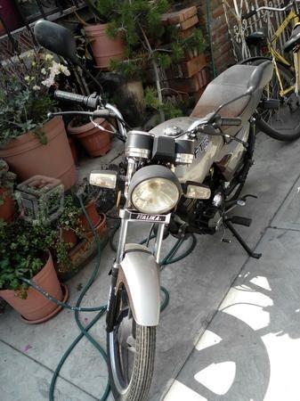 Moto Italika -12