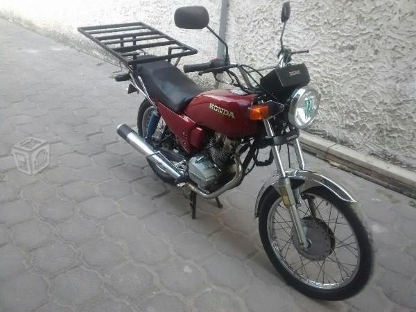 Moto 125 CGL -08