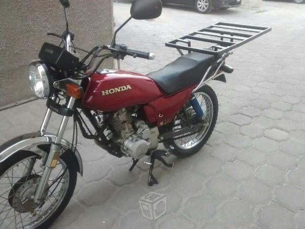 Moto 125 CGL -08