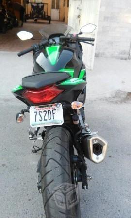 Kawasaki Ninja 300 -13