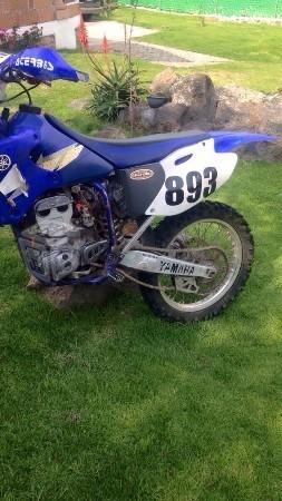 Yamaha yzf 250cc -02