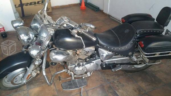 Vendo moto V-Thunder -09