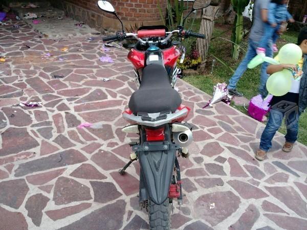 XRE doble proposito 250cc -14