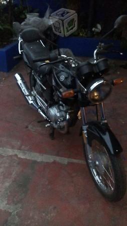 Vendo moto YAMAHA YBR 125 -11