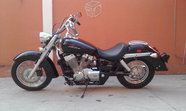 Excelente Moto Shadow Aero -06