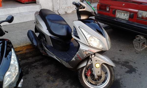 Motoneta ds 150 cc hacepto pantalla a cta3 -13