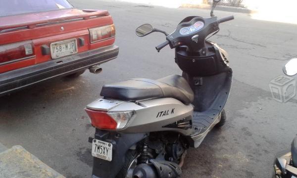 Motoneta ds 150 cc hacepto pantalla a cta3 -13