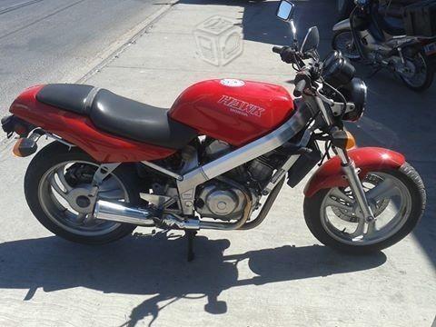 Motocicleta HONDA Hawk -89