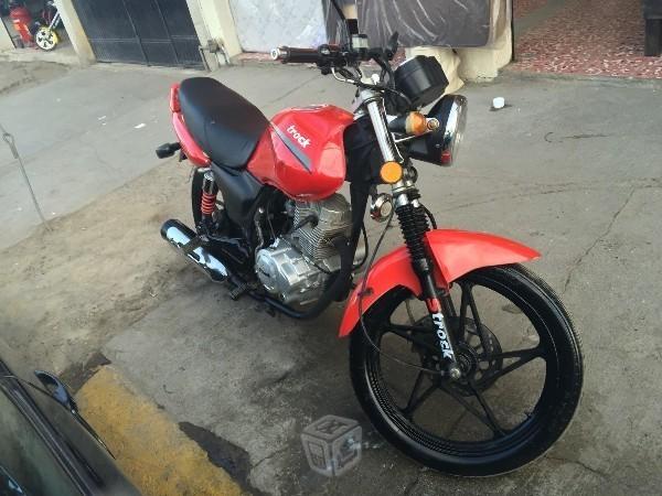 Motocicleta Strock 150 CC -12