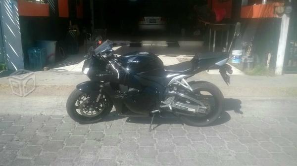 Honda cbr600 rr. -11