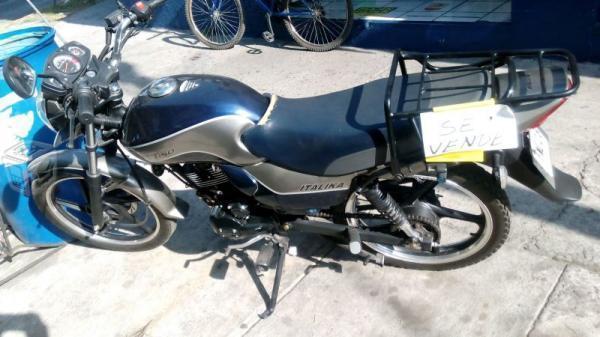 Motocicleta Italika FT150 -15