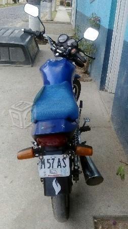 Vendo moto original muy bien tratada -12