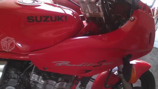 Moto Suzuki 600 -96