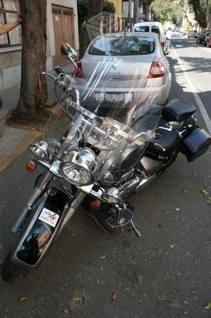 Suzuki boulevard equipada trato -05