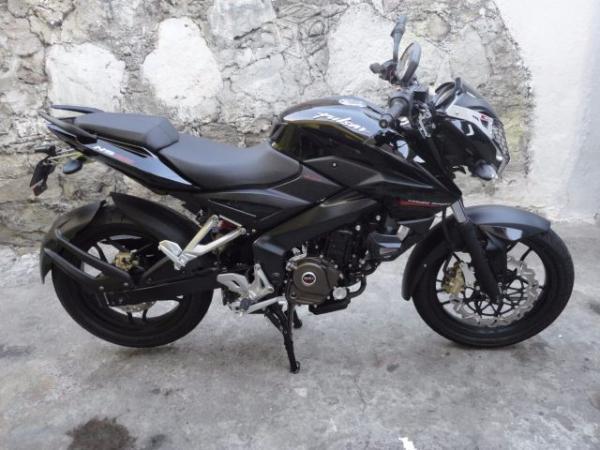 Pulsar ns 200 black 16 -16