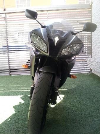 Vendo hermosa moto Yamaha R6 semi nueva -13