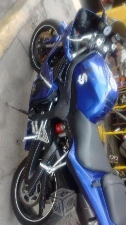 Moto R6 excelente -05