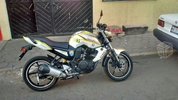 Yamaha fz -14