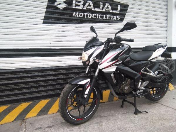 Pulsar 200NS -14