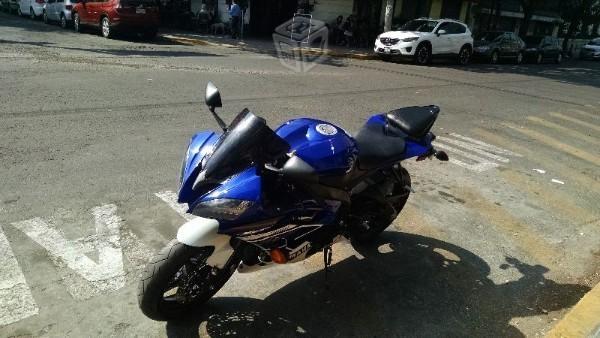 Yamaha r-6 titulo limpio -13