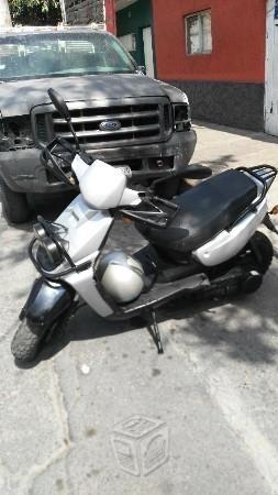 Motoneta tipo scooter -10