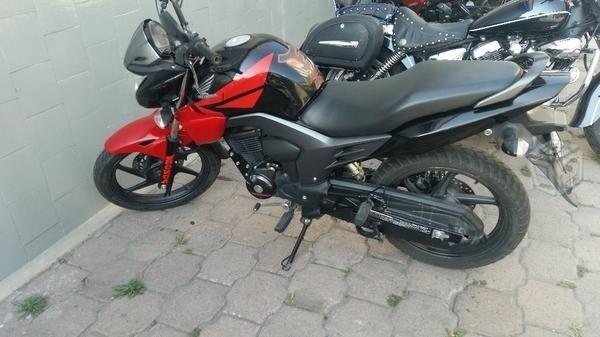 Honda Invicta 150cc