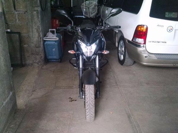 Moto bajaj (pulsar 200NS) -16