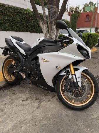 Yamaha R1 excelente -12