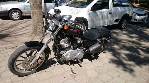 Hermosa Harley Sportster -05