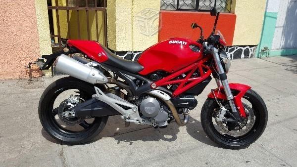Ducati monster 696 impecable -09