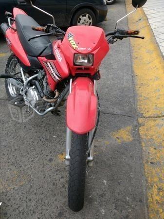 Vendo o cambio mi moto -05