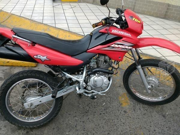 Vendo o cambio mi moto -05