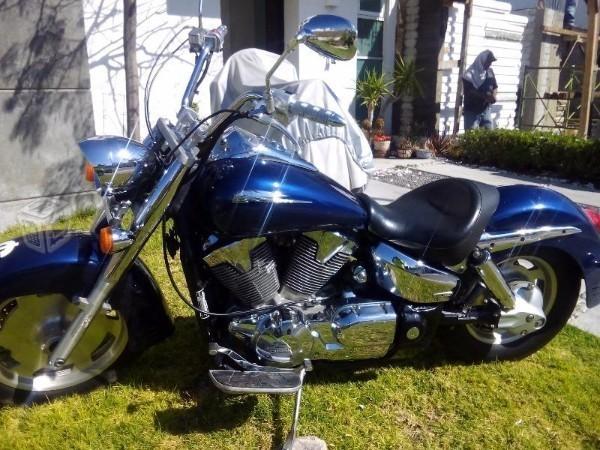 Bonita honda vtx 1300 cc -05